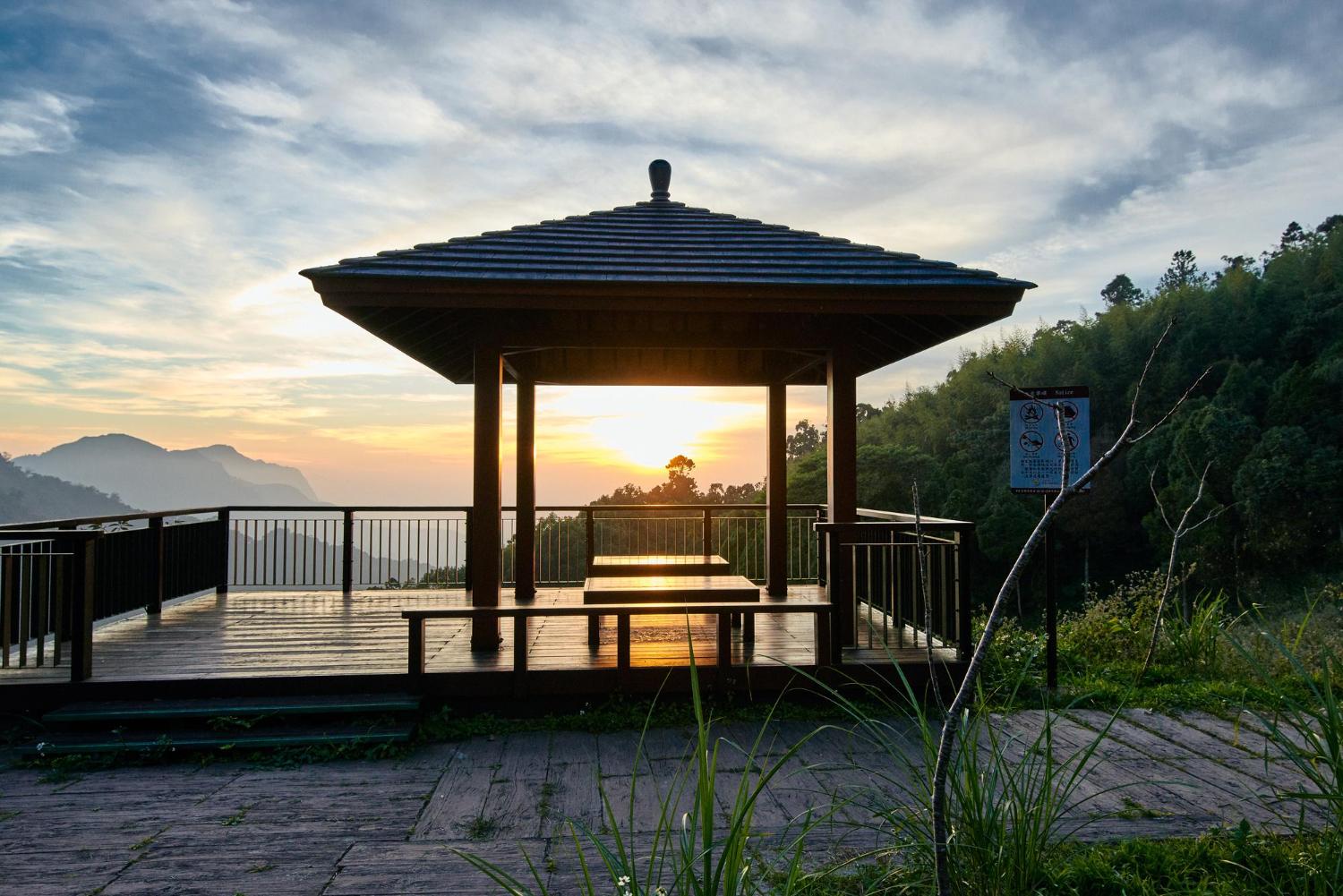 Viewing Deck/pavilions