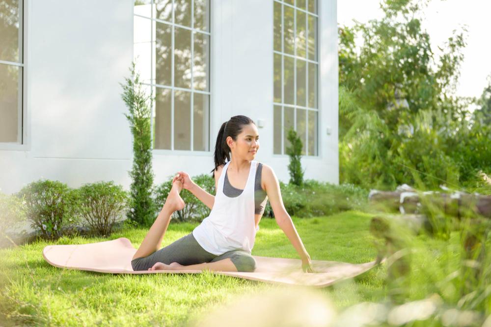 Yoga Lawn
